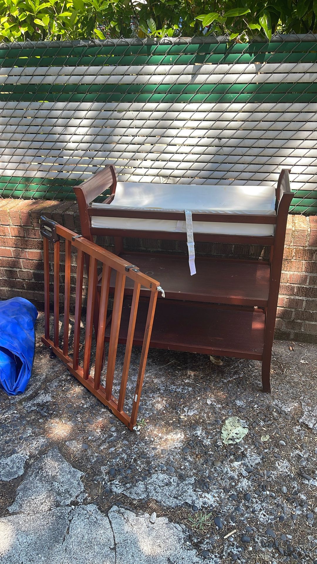 Baby Gate And Changing Table
