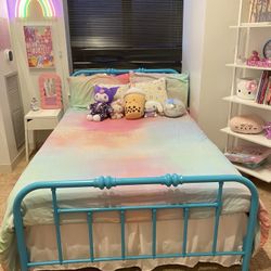 Metal Bed Frame 