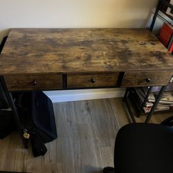 Desk With Office Chair 