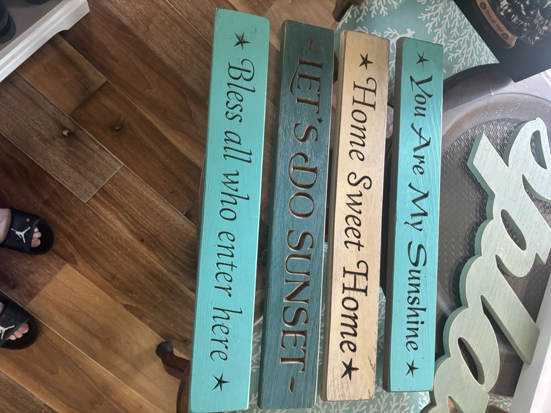 Cute Beachy Signs 