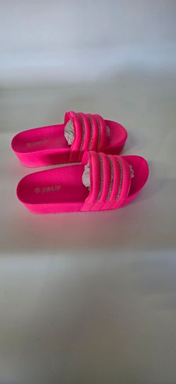 SBUP Fuchsia Rhinestone Platform Slides