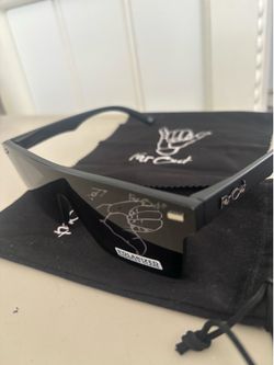 Far out polarized glasses