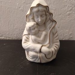 Mother and child religious figurine