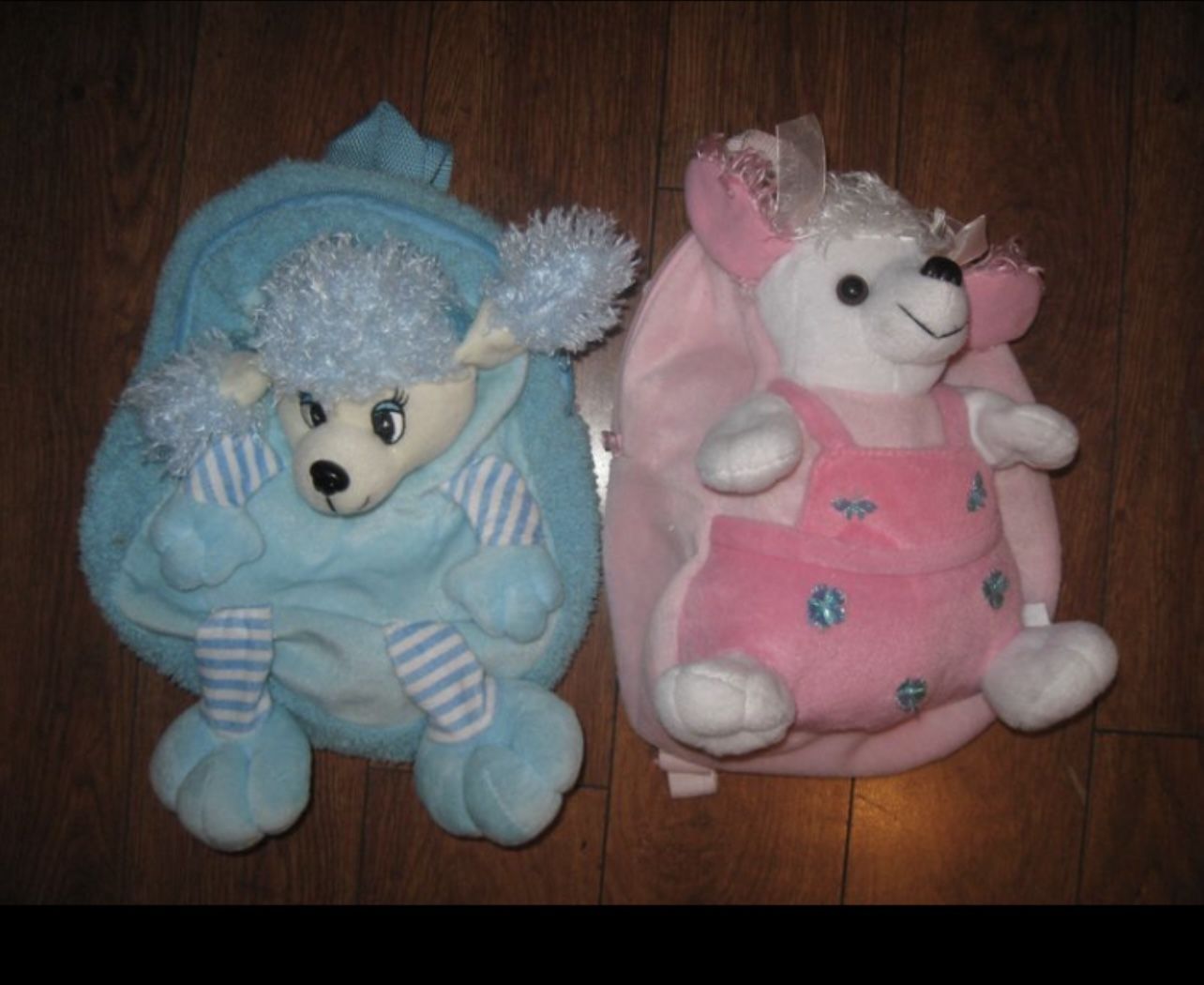 2 toddler girls backpacks with puppy