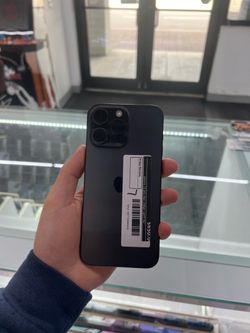 iPhone 15 Pro Max 256 GB (Unlocked)