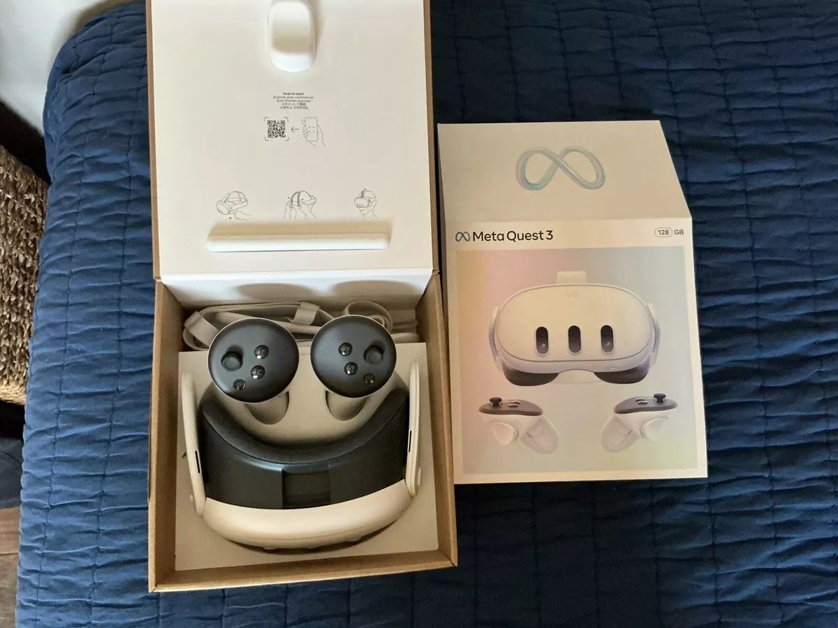 Meta Quest 3 128GB VR Headset With KKCOBVR HolaHead Strap And 2 Control Covers.