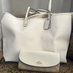 Coach City Tote With Matching Wallet