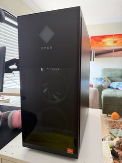HP OMEN 40L GAMING PC - RTX 4070 SUPER/ RYZEN 7/ 32GB RAM
