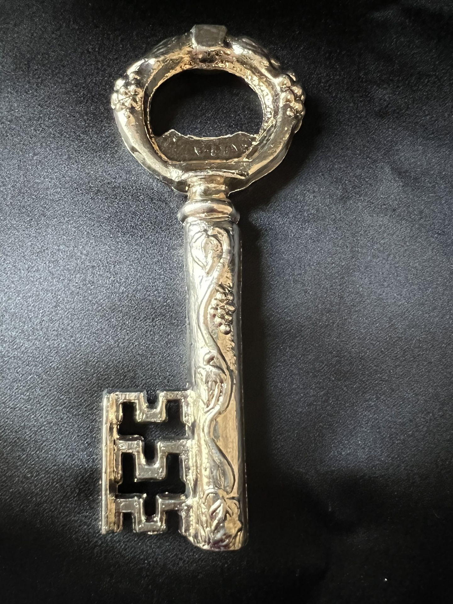 Fun Vintage Skeleton Brass Key Unique Design 1980 Italy
