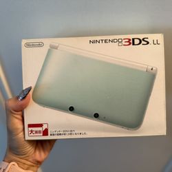 Nintendo 3DS LL Mint x White