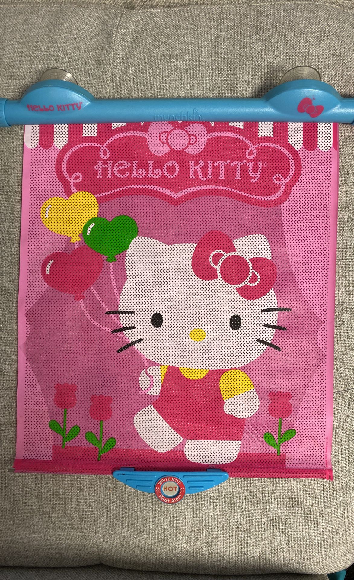 Hello Kitty Munchkin Kids Car Window Curtain Sun Shade 