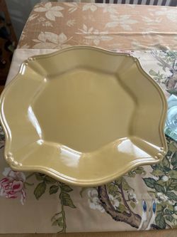 Pedestal Cake plate
