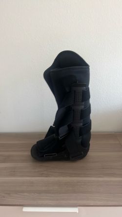 Tall walking boot