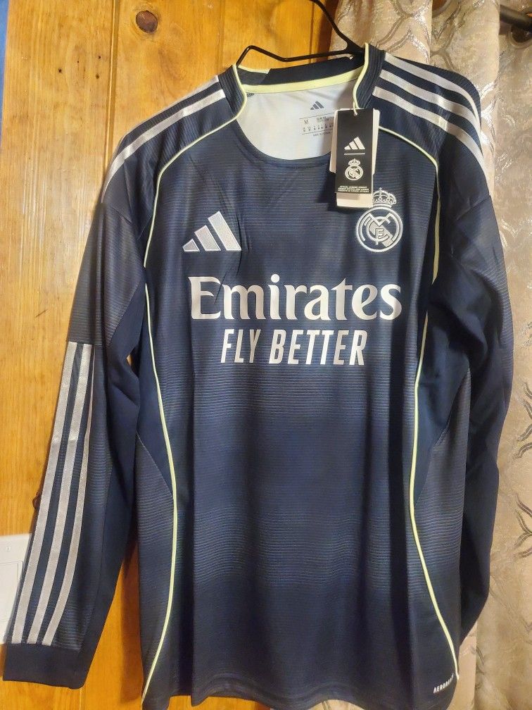 Real Madrid Jersey Size M