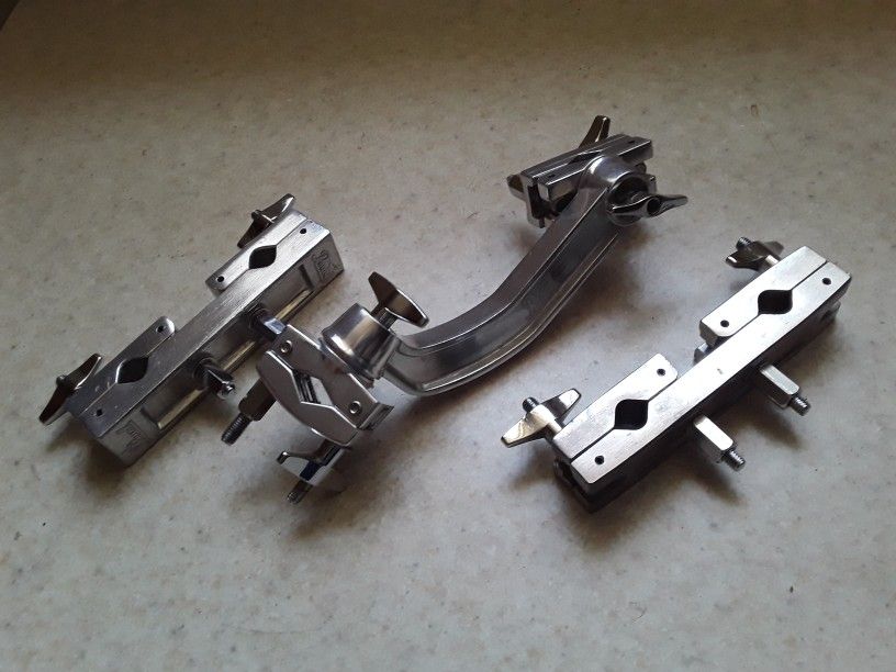 Mixed Lot of Pearl Mounting Clamps