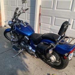 2009 Yamaha V-star Cruiser 650cc