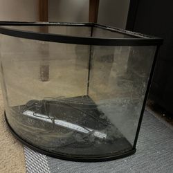 Corner Fish Tank - 6gal 