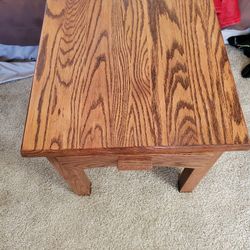 2 gorgeous antique endtable or sidetables or night stands solid oak .end tBle or  night stand