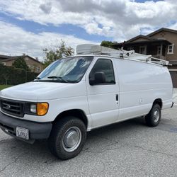 2004 Econoline E-250 