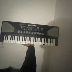 Techno Beat Electronic Keyboard