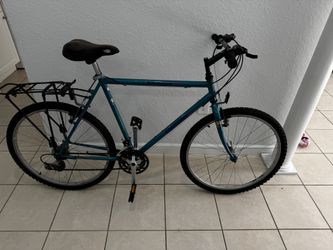 Mountain Bicycle Conquest . Rim 26”. Good Tires . Need Adjust The Gears. Location West Kendall 33194