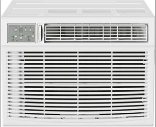 Durastar 18,800 BTU Window AC + Heat – Like New – 230V