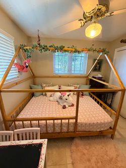 Toddler Montessori bed for queen mattress