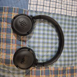JBL Wireless Headphones 