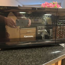 Kenmore 1000W Microwave