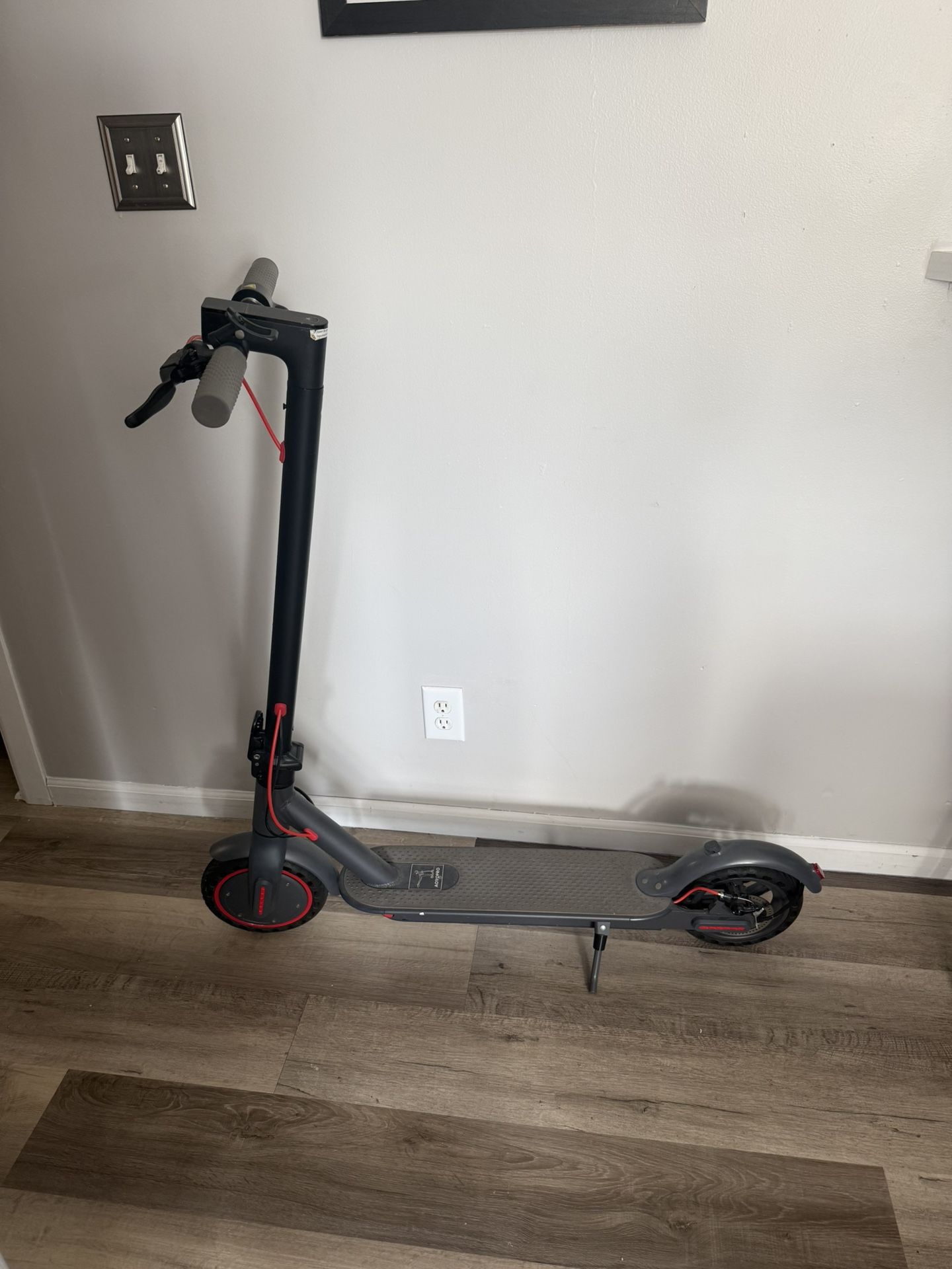 AOVOPRO Scooter - READ BELOW!!!!