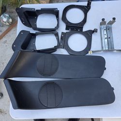 Eg hatch rear speakers
