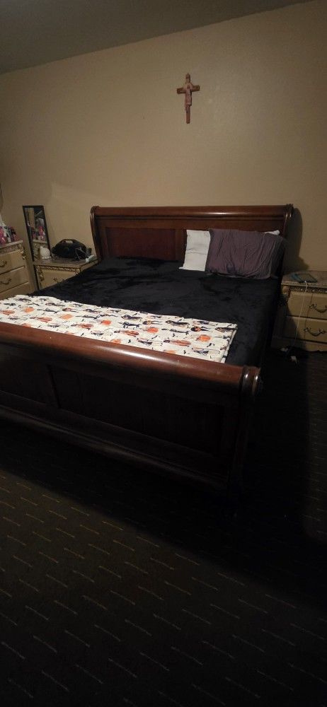 King Bed Frame And Mattress