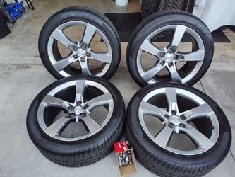 20" CAMARO SS WHEELS SEMI NEW PIRELLI TIRES LIKE MEW