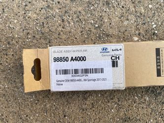 Genuine Kia Rear car Wiper Blade 98850-A4000 – Fits 2017-2021 Kia Sportage & Hyundai Tucson – New