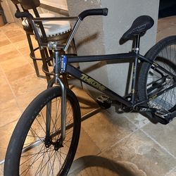 Throne 29er graphite oro