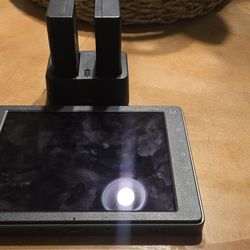 DJI Crystal Sky 7.85” Ultra Bright Monitor with battery 2