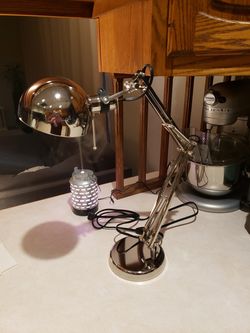 Articulating Desk Lamp with LED Bulb