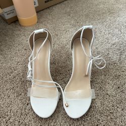 Women’s White Heels Size Size 7