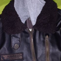 Genuine Leather Like New Condition Boy's Jacket Size 10-12 Lots Of Details $25