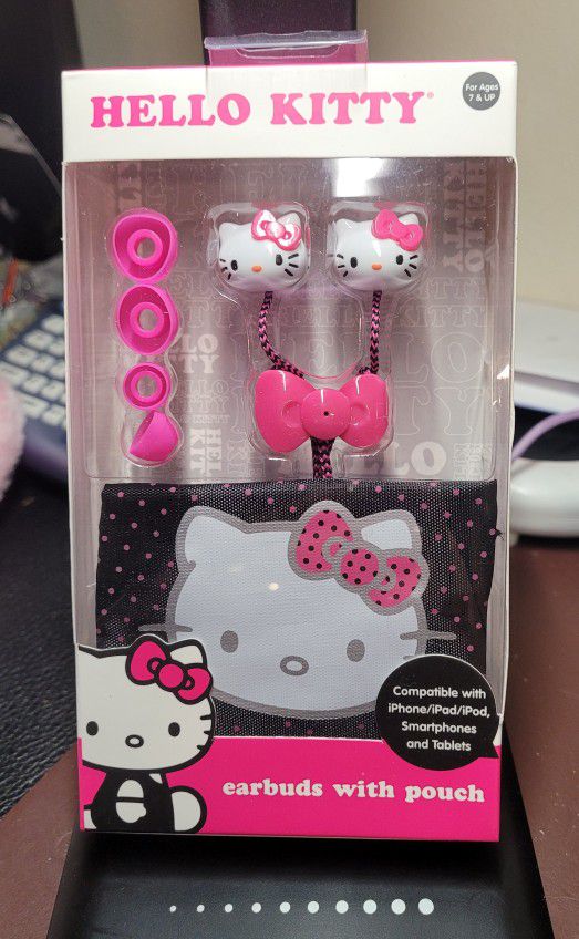 Hello Kitty Earbuds With Pouch