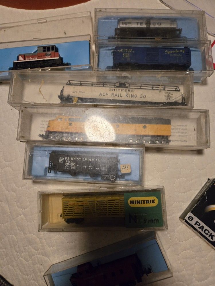 Diecast Atlas train Set And LINSEY CAR Lot