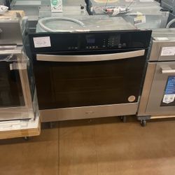 Whirlpool Single Electric Wall Oven 30 Inch Wide Stainless Steel