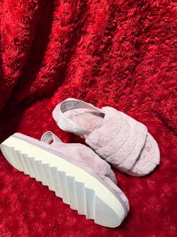 Kookaburra Furry/Fluffy Sandals $12