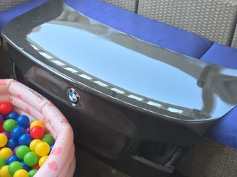 325i trunk