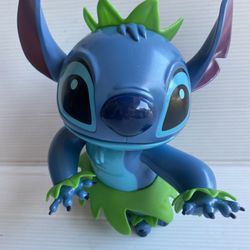 Disney LILO  Dancing 9 In