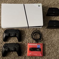 Sony PlayStation 5 Digital 3Tb, 2 Controllers