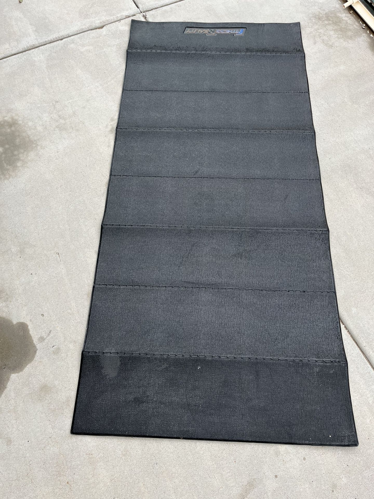 Fitness Reality Folding Exercise Equipment Mat