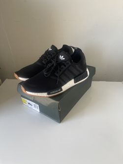 New never used or tried on!   Mens size  11 No trades 