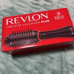 REVLON One Step Volumizer Plus Hair Dryer and Styler