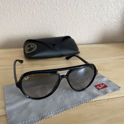 Ray-Ban RB4125 Cats 5000 Sunglasses  (Black/Transparent Gradient Blue 